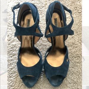 Charles David Peep Toe Leather Heel – Size 9